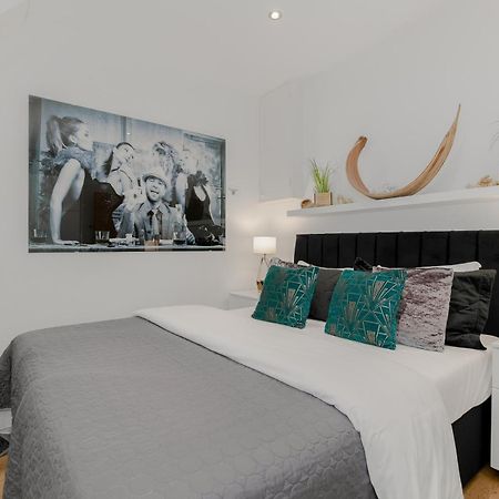 Apartament Cool Covent Garden Theatre Design Hub For Families Friends Couples Londyn Zewnętrze zdjęcie